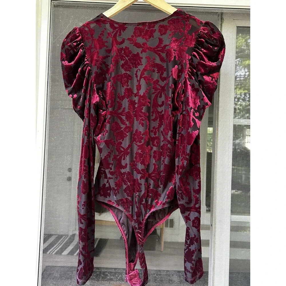 Intimately Free People Magic Hour Bodysuit Size Small Velvet Burnout Red Black